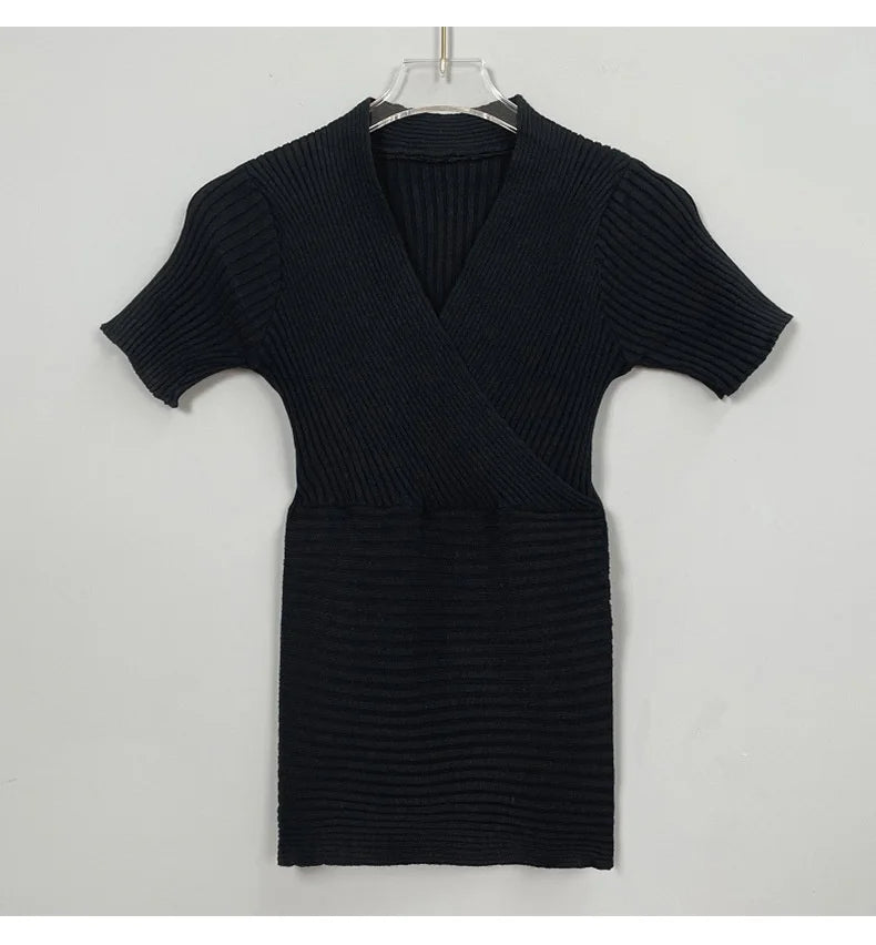 WOMENGAGA Korea Sexy V-neck High Waist Large Chest Tight Thin Knit Short Sleeve T-shirt Women's Hot Sexy Korean Women Tees 5INW